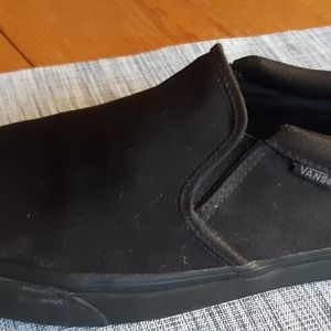 COPY - COPY - VANS ..Asher slip ons sneakers